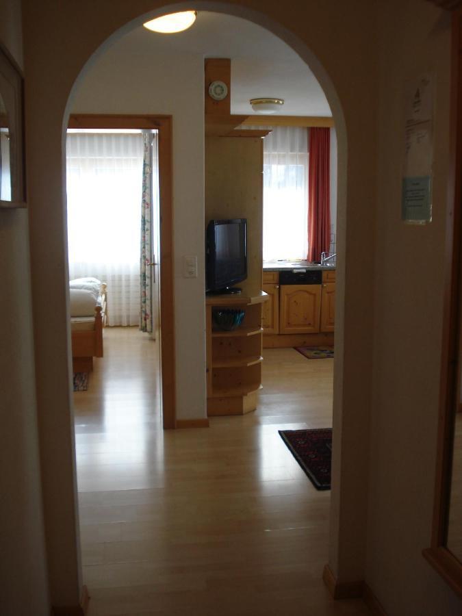 Apartamento Chasa Valetta Samnaun Habitación foto