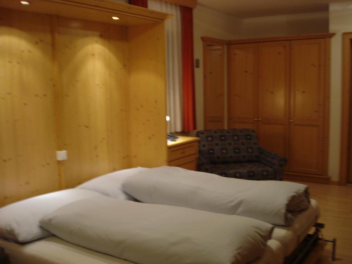 Apartamento Chasa Valetta Samnaun Habitación foto