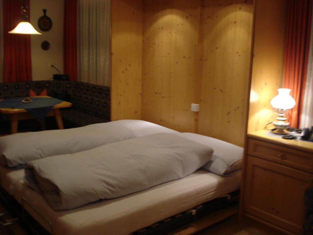 Apartamento Chasa Valetta Samnaun Habitación foto