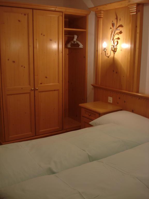 Apartamento Chasa Valetta Samnaun Habitación foto