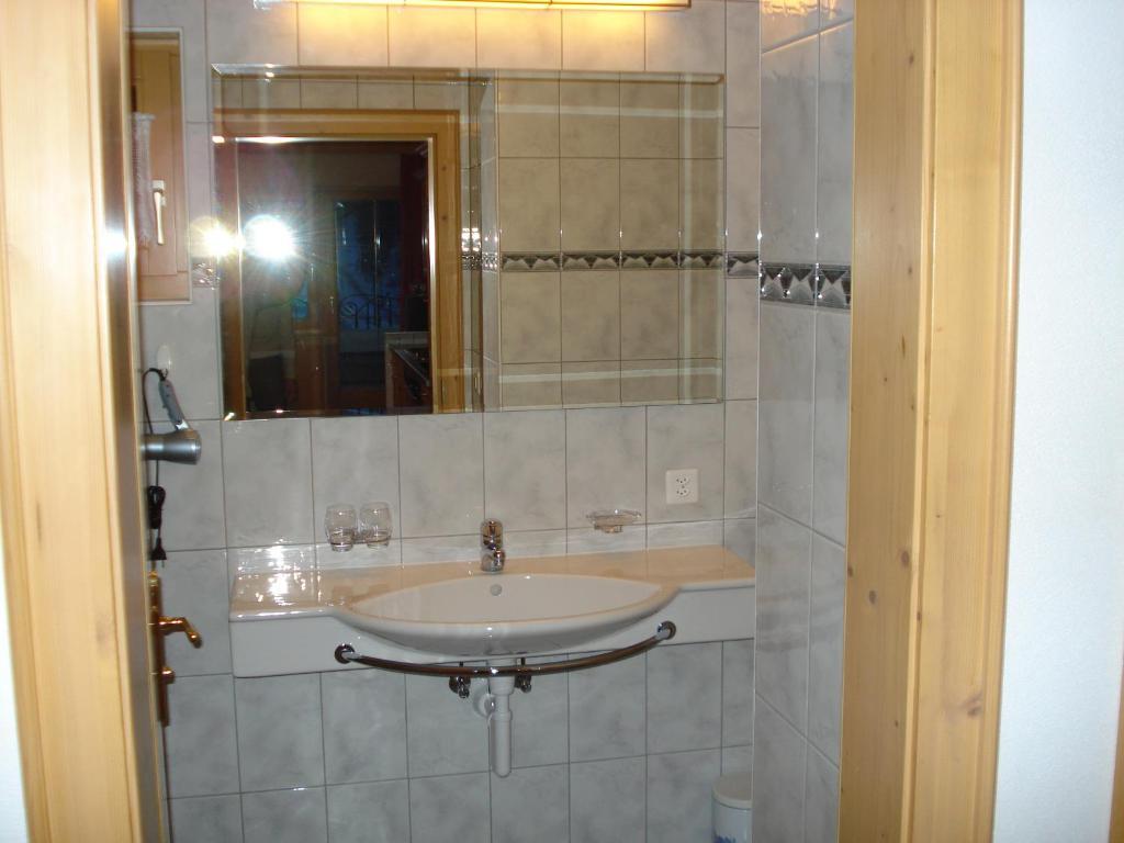Apartamento Chasa Valetta Samnaun Habitación foto
